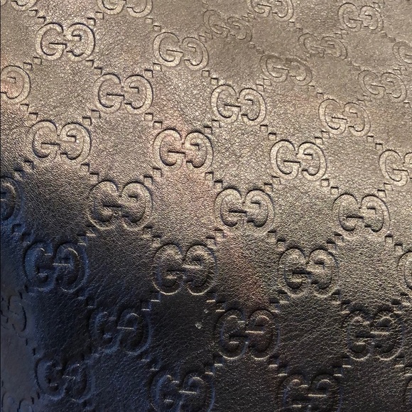 Authentic Gucci Bag - Picture 4 of 11